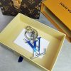夏のアクセントに♪LV ビジューサック 偽物 LVプリズム キーホルダー vuv20371 - 画像 (6)