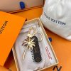 【すぐ届く♪スケボ×パームツリー 偽物】ルイヴィトン キーホルダー M01015 - 画像 (9)