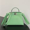 フェンディ ピーカブーカット プチ レザー オーロックチェーン fet26368 - 画像 (11)