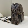 大人気！フェンディ コピー スモール ブラウンレザー FF バックパック 8BZ038A5TL - 画像 (3)