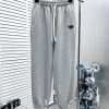 送料込 プラダ フリーススウェットパンツ コピー pur70402