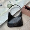 超希少！ミュウミュウ レタリングロゴ レザー バッグ 偽物 myj25806 - 画像 (2)