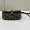 プレゼント最適フェンディ カモン スモール ブラウンFFジャカード バッグ 偽物 fen22758 - 画像 (4)