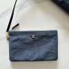 【待望のカメリア柄♪】23K シャネル22 ハンドバッグ偽物AS3260 B14411 - 画像 (5)