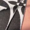 【すぐ届く！/コーデのアクセントに♪】ルイヴィトン マフラー偽物 M79212 - 画像 (6)