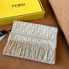 フェンディ ブラウンウールスカーフ コピーFFモチーフ フリンジ【人気商品】 feo72888 - 画像 (2)