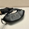 人気No1 プラダ アーケ レザー ショルダーバッグ コピー puf41877 - 画像 (3)