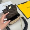 フェンディ ナノバゲット かごバッグ 偽物 チャーム 7AR996AKKSF0VPJ - 画像 (6)