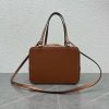 激安価格！セリーヌ カーフスキン フォールドキューブバッグ 偽物 Cez09864 - 画像 (3)