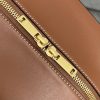 激安価格！セリーヌ カーフスキン フォールドキューブバッグ 偽物 Cez09864 - 画像 (8)