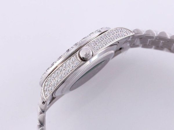 完売必至 ロレックス 時計 コピー デイデイト 39MM メンズ シルバー 全面ダイヤ  roj83110 - 画像 (5)