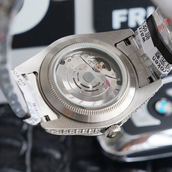 希少色 ロレックス 時計 コピー デイトジャスト 41MM ホワイト メンズ 全面ダイヤ rob66947 - 画像 (9)