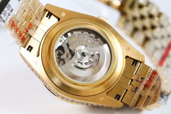 春もの新作 ロレックス 時計 スーパーコピー デイトジャスト 41MM シャンパン ダイヤモンドベゼル 18K roz21973 - 画像 (8)