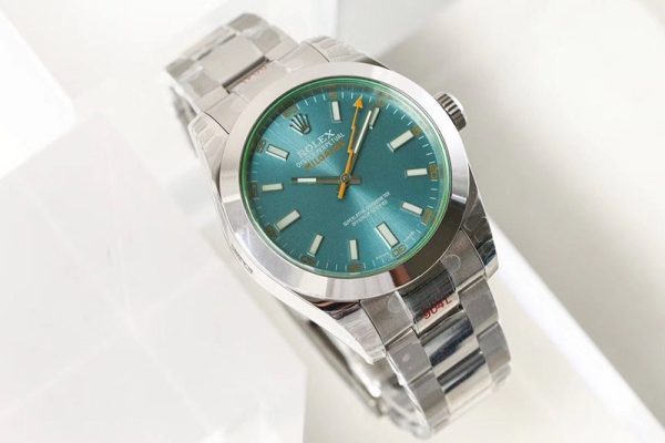 ロレックス スーパーコピー ミルガウス 自動巻き40mm rol67927 - 画像 (4)