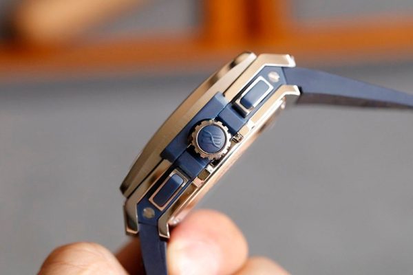 セール新作 ウブロ 偽物 スピリット オブ ビッグバン チタニウム ブルー huo56563 - 画像 (6)