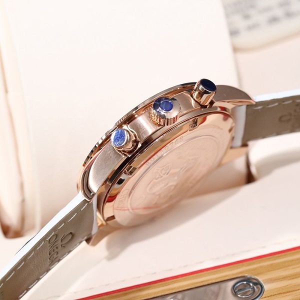 オメガ スピードマスター 偽物 ムーンフェイズ コーアクシャル マスタークロノメーター 38mm 304.23.44.52.06.001 - 画像 (4)