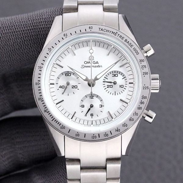日本未入荷オメガ スピードマスター スーパーコピー★プロフェッショナル ムーンウォッチ 42mm 2色 311.30.42.30.01.006 - 画像 (2)