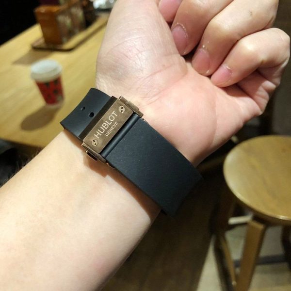 セール新作 ウブロ ビッグバン スーパーコピー ウニコ チタニウム パヴェ huy53993 - 画像 (8)