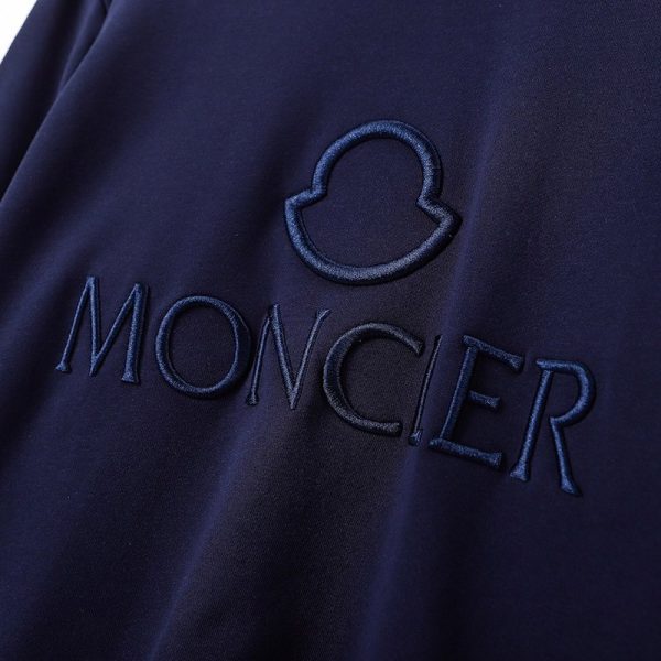 【日本未発売】モンクレール コピー★エンボスロゴ入スウェットシャツ mol15879 - 画像 (7)