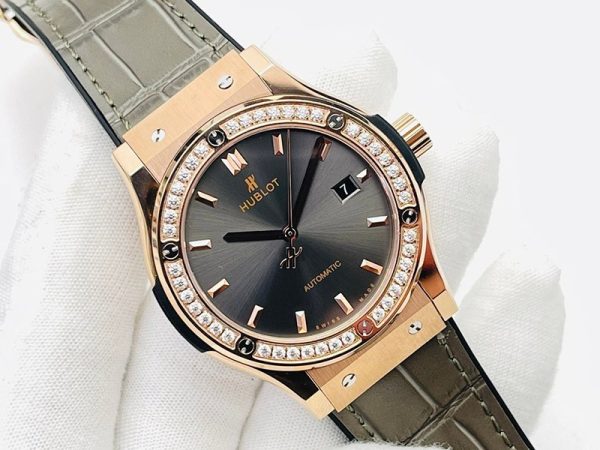 完売必至 ウブロ 時計 スーパーコピー クラシックフュージョン チタニウム ダイヤモンド huz72263 - 画像 (8)