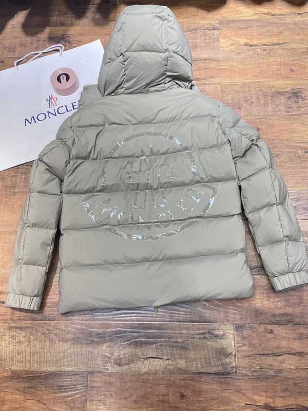 欲しい♡超限定♪ 送料込み◇モンクレール Pallardy バックロゴ ダウンジャケットコピー mol99307 - 画像 (6)