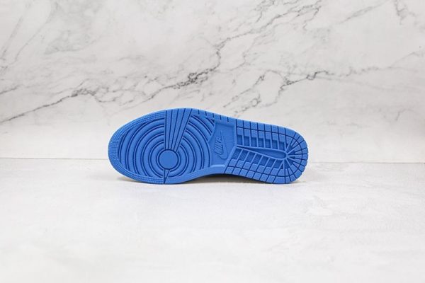 可愛いナイキ × トラビススコット 偽物 エアジョーダン 1 レトロ ロー Flyknit DM7866141 - 画像 (5)