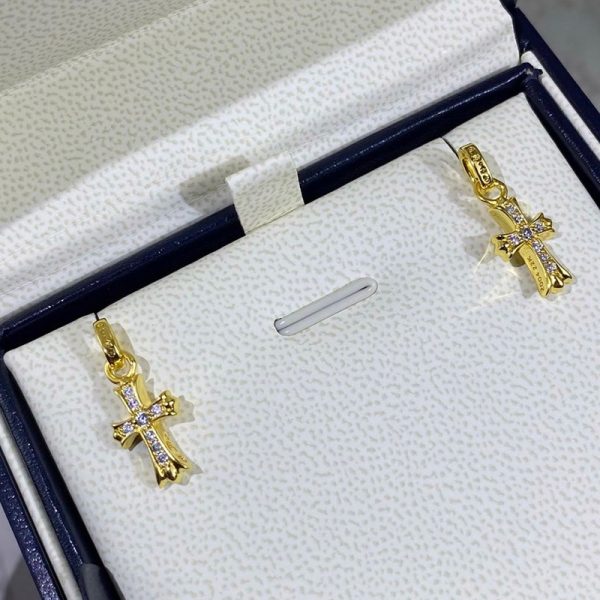 目を惹くカラー クロムハーツ ピアス 偽物 CHクロス 22K&ダイヤモンド Kua60908 - 画像 (2)