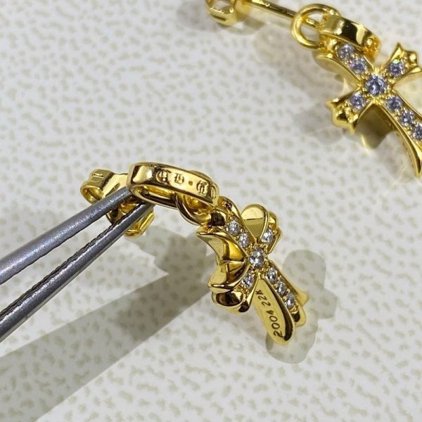 目を惹くカラー クロムハーツ ピアス 偽物 CHクロス 22K&ダイヤモンド Kua60908 - 画像 (5)