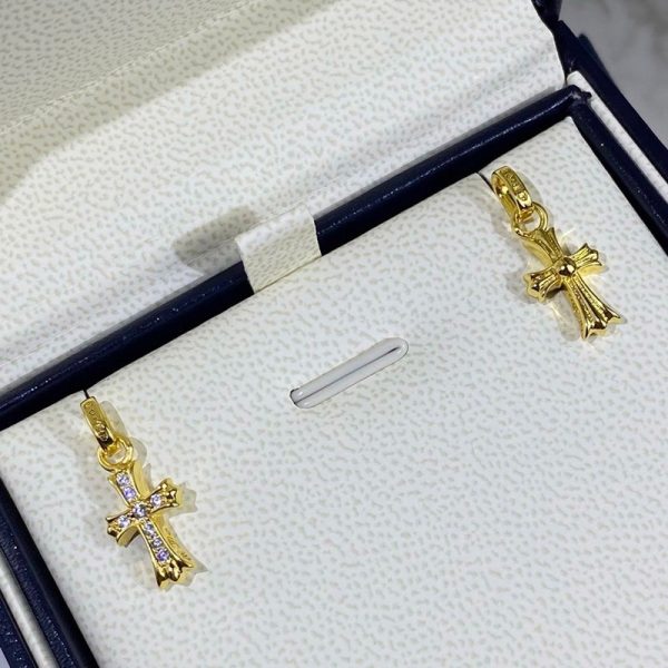目を惹くカラー クロムハーツ ピアス 偽物 CHクロス 22K&ダイヤモンド Kua60908 - 画像 (6)