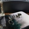 争奪戦 クロムハーツ ピアス コピー ナローVバンド イアリンング片耳 Kut13156 - 画像 (8)