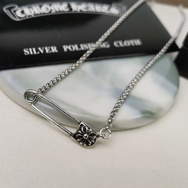《大人気》クロムハーツ 安全ピン ネックレス コピー CH プラス Safety Pin 41cm Kur96573 - 画像 (8)