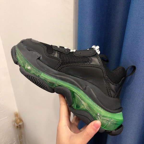 限定入荷【バレンシアガ スニーカー 偽物】TRIPLE S クリアソール bax27006 - 画像 (9)