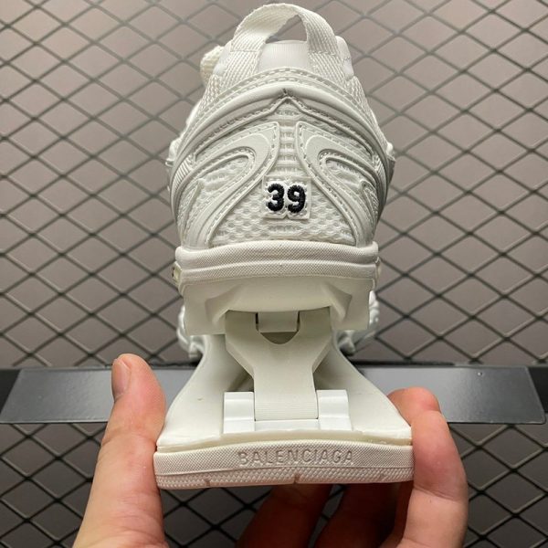 定番 [バレンシアガ Xパンダースニーカー コピー]SNEAKERS X-PANDER★ 653870W2RA1212 - 画像 (2)