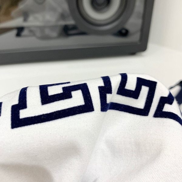 新作 大人気 セリーヌ サントロペコットンフロックTシャツ 偽物 2X774501F - 画像 (6)
