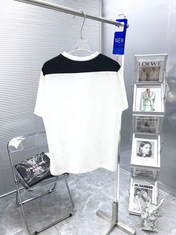 21SS大人気新作！セリーヌ ルーズ Tシャツ 偽物 ツートーン コットンジャージー 2X839501F - 画像 (2)