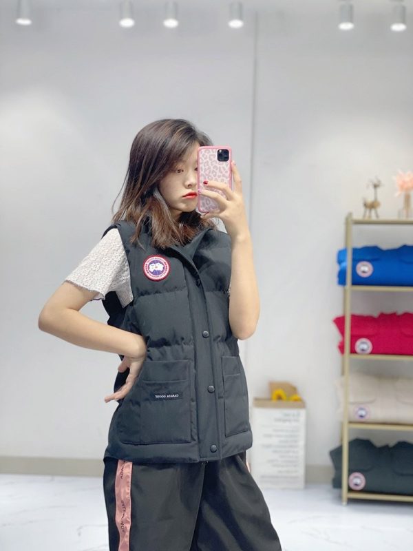 【日本未発売】カナダグース メンズ ダウン偽物 GARSON ベスト Cad94653 - 画像 (8)
