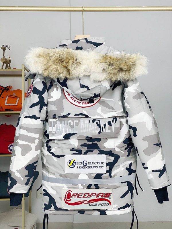 【限定カラー】カナダグース Lance Mackey ワッペン付きダウンジャケット スーパーコピー コート Car89963 - 画像 (3)