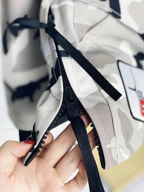 【限定カラー】カナダグース Lance Mackey ワッペン付きダウンジャケット スーパーコピー コート Car89963 - 画像 (8)