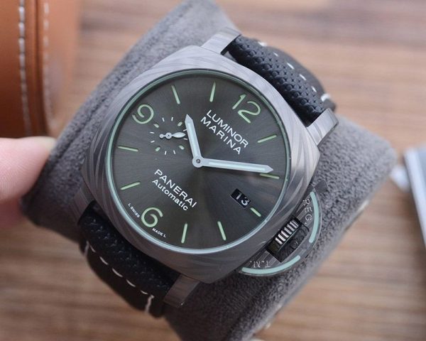 2020年 パネライ新作 ルミノール マリーナ 44mm トリロジー PAM01118 - 画像 (3)