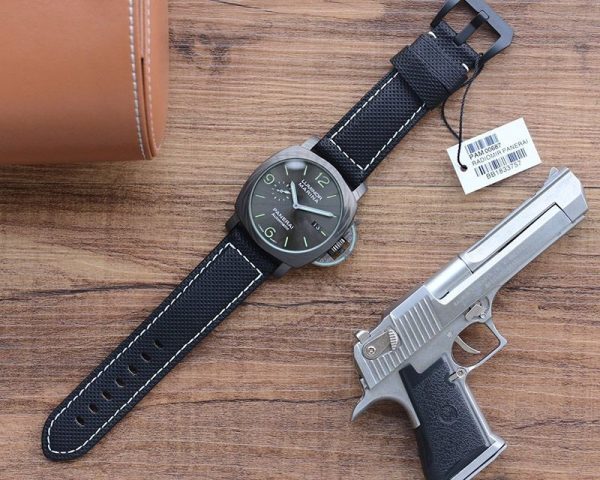 2020年 パネライ新作 ルミノール マリーナ 44mm トリロジー PAM01118 - 画像 (6)
