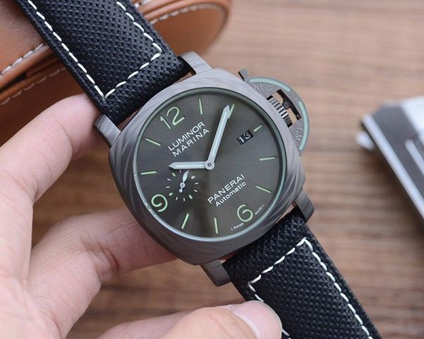 2020年 パネライ新作 ルミノール マリーナ 44mm トリロジー PAM01118 - 画像 (8)