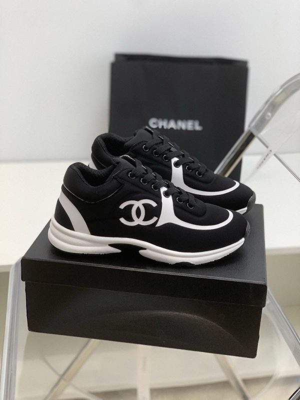 【争奪戦】シャネル 超限定♡大きなCCがお目立ち♪スニーカーコピーN級品 shm49665 - 画像 (3)