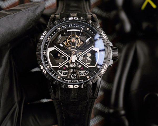 一目惚れ♪ロジェデュブイ エクスカリバー スパイダーウラカン 偽物 ブラック/レッド 約46MM rom98412 - 画像 (9)
