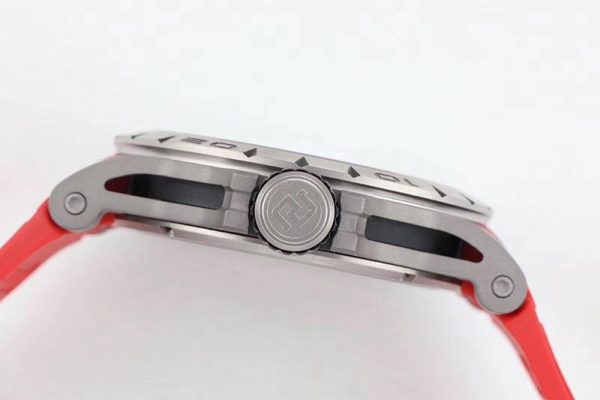 争奪戦ロジェデュブイ スーパーコピー エクスカリバー スパイダー チタン 45MM rod58791 - 画像 (5)