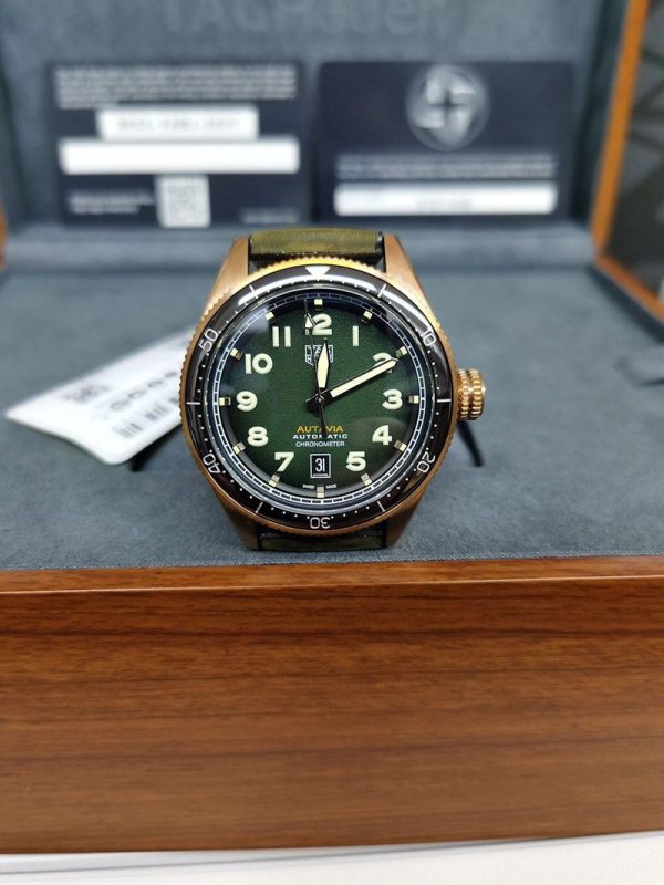 目を惹くカラータグホイヤー オータヴィア コピー 自動巻ウォッチ直径 42mm WBE5190.FC8268 - 画像 (2)