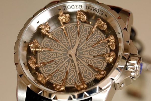 超話題!ロジェデュブイ ナイツ オブ ザ ラウンドテーブル ダマスカスチタン コピー シルバー  45MM roj24159 - 画像 (4)