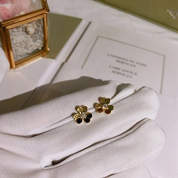 大人気！ヴァンクリーフ&アーペル フリヴォル イヤリング ピアス 偽物 ラージ VCARB65900 val22970 - 画像 (5)