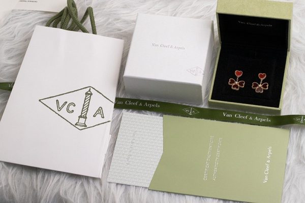 送料込 ヴァンクリーフ&アーペル スウィートアルハンブラエフイヤージュ 偽物 VCARN5PP00 - 画像 (7)