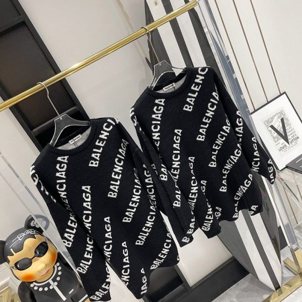 完売必至バレンシアガ スーパーコピー Allover Logo セーター ニットウェア ブラック baf75877 - 画像 (2)