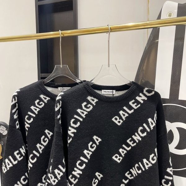 完売必至バレンシアガ スーパーコピー Allover Logo セーター ニットウェア ブラック baf75877 - 画像 (4)